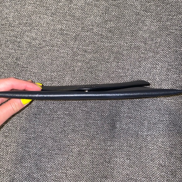 Coach Clutch - Picture 6 of 6